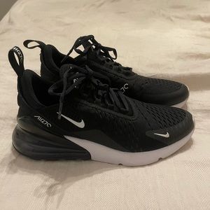 Nike AirMax 270 size 7